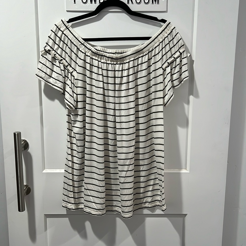 Max Studio off the shoulder top